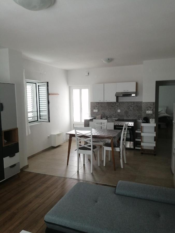 Apartment Rab Town Luaran gambar