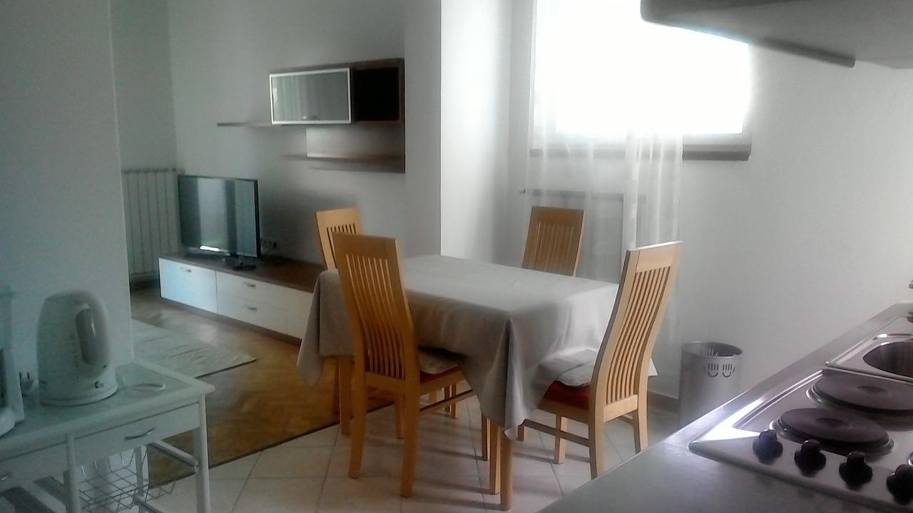 Apartment Rab Town Luaran gambar