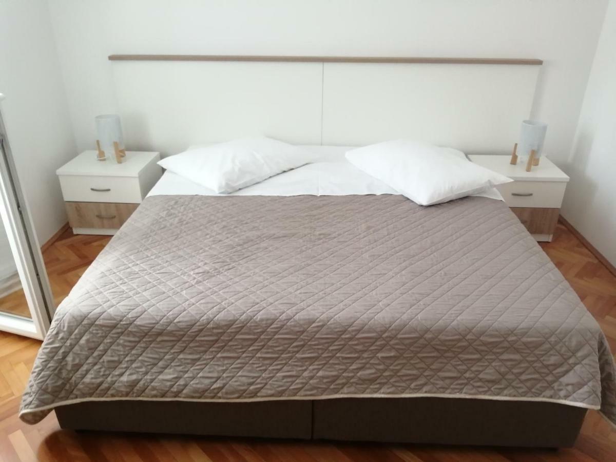 Apartment Rab Town Luaran gambar